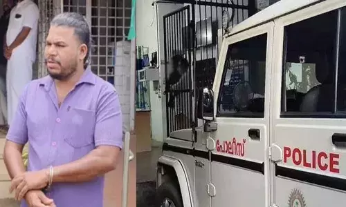 ചേട്ടാ..ഇത് എത്ര മൈലേജ് കിട്ടും..; നല്ല മാന്യമായ പെരുമാറ്റത്തിൽ സംസാരം; ബുള്ളറ്റ് ഒന്ന് ഓടിച്ചുനോക്കാൻ വാങ്ങിയതും സ്വാഭാവം മാറി; ഉടമയെ വെട്ടിച്ച് വിരുതൻ കാട്ടിയത്; കൈയ്യോടെ പൊക്കി പോലീസ്