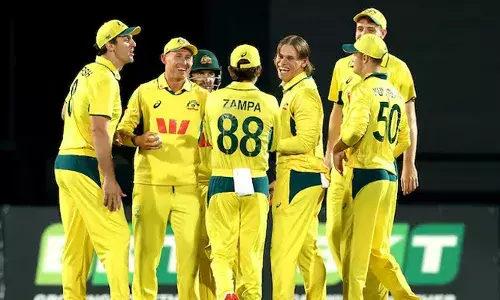 ദക്ഷിണാഫ്രിക്കയ്‌ക്കെതിരെ ഓസ്‌ട്രേലിയക്ക് 276 റൺസിൻ്റെ ചരിത്രവിജയം; അരങ്ങേറ്റ മത്സരത്തിൽ അഞ്ച് വിക്കറ്റുകൾ പിഴുത് കൂപ്പർ കൊണോലി; ട്രാവിസ് ഹെഡ്, മിച്ചൽ മാർഷ്, കാമറൂൺ ഗ്രീൻ എന്നിവർക്ക് സെഞ്ചുറി; പരമ്പര സ്വന്തമാക്കി പ്രോട്ടീസ്