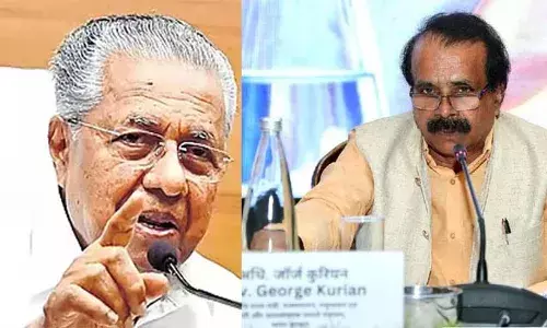 ഓണക്കാല വിതരണത്തിന് ഒരുമണി അരിപോലും കേന്ദ്രം തന്നില്ല; കേന്ദ്രസര്‍ക്കാര്‍ സാമ്പത്തിക പ്രയാസം സൃഷ്ടിക്കുന്നുവെന്ന് മുഖ്യമന്ത്രി; ഓണക്കാലത്ത് കേരളത്തിന് സൗജന്യ അരി ലഭിക്കുമെന്ന മറുപടിയുമായി കേന്ദ്രമന്ത്രി ജോര്‍ജ്ജ് കുര്യനും; ഓണക്കാലത്ത് രാഷ്ട്രീയ വിവാദമായി അരി വിവാദം