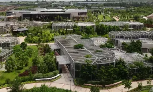 ആനന്ദ് അംബാനിയുടെ വൻതാരയിലെ ക്രമക്കേടുകൾ അന്വേഷിക്കും: ജസ്റ്റിസ് ചെലമേശ്വർ അധ്യക്ഷനായ പ്രത്യേക അന്വേഷണ സംഘത്തെ നിയമിച്ച് സുപ്രീം കോടതി; സെപ്റ്റംബർ 12-നകം റിപ്പോർട്ട് സമർപ്പിക്കാൻ നിർദേശം