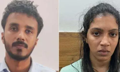 വിസ വാഗ്ദാനം ചെയ്ത് തട്ടിയെടുത്തത് 13 ലക്ഷം; കോട്ടയം സ്വദേശികളായ രണ്ട് പേര്‍ അറസ്റ്റില്‍; തെറ്റായ രേഖ നല്‍കിയതിനില്‍   അരിമ്പൂര്‍ സ്വദേശിനിക്ക് 10 കൊല്ലം യുകെയില്‍ പ്രവേശിക്കുന്നതിന് വിലക്ക്
