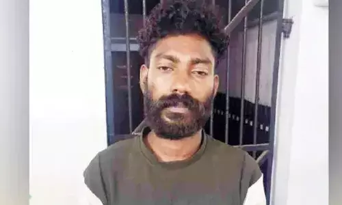 പ്രായപൂർത്തിയാകാത്ത പെൺകുട്ടിയെ പ്രണയം നടിച്ച് പീഡിപ്പിക്കാൻ ശ്രമം; പ്രതിയെ കൈയ്യോടെ പൊക്കി പോലീസ്