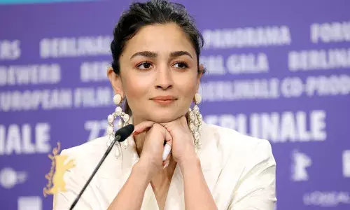 ഇതൊക്കെ ചിത്രീകരിക്കാൻ ആർക്കും അവകാശമില്ല; അത്തരം വീഡിയോകൾ ഓണ്‍ലൈനില്‍ കണ്ടാൽ അത് ദയവായി ഫോർവേഡ് ചെയ്യരുത്; ആ ദൃശ്യങ്ങൾ പ്രചരിപ്പിച്ചതിനെതിരെ നടി ആലിയ ഭട്ട്