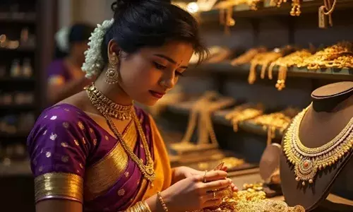 ചിങ്ങമാസം വന്നു ചേർന്നാൽ നിന്നെ ഞാനെൻ സ്വന്തമാക്കും...; ഇനി സ്വന്തമാക്കണമെങ്കിൽ കുറച്ച് പാടുപെടും; സംസ്ഥാനത്ത് സ്വർണവില മുക്കാൽ ലക്ഷം കടന്നു; പവന് 280 രൂപ വർധിച്ചു