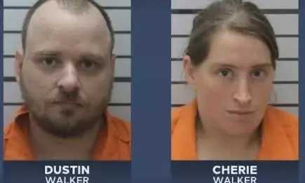 ഡോക്ടറുടെ സഹായമില്ലാതെ വീട്ടില്‍ 11 വയസ്സുള്ള വളര്‍ത്തുമകള്‍ക്ക് പ്രസവം; അമ്മയ്ക്കും രണ്ടാനച്ഛനുമെതിരെ കേസെടുത്തു