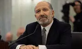 ഗ്രീന് കാര്ഡും എച്-1ബി വിസയും ഉള്പ്പെടെ ഇമിഗ്രെഷന് സംവിധാനം ഉടച്ചു വാര്ക്കാന് ട്രംപ് ഭരണകൂടം ഗ്രീന് കാര്ഡും എച്-1ബി വിസയും ഉള്പ്പെടെ ഇമിഗ്രെഷന് സംവിധാനം ഉടച്ചു വാര്ക്കാന് ട്രംപ് ഭരണകൂടം