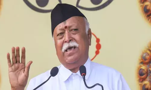 ഗ്യാൻവാപി മസ്ജിദ് മഥുര ഈദ്​ഗാഹ് തർക്കങ്ങളിൽ ആർ.എസ്.എസ് നേരിട്ട് ഇടപെടില്ല, അത് മുസ്ലീങ്ങൾ ഹിന്ദുക്കൾക്ക് വിട്ടുനൽകണം; തർക്കങ്ങളിൽ ഇടപെടാൻ സംഘ സ്വയംസേവകർക്ക് പൂർണ്ണ സ്വാതന്ത്ര്യമുണ്ടെന്ന് മോഹൻ ഭാ​ഗവത്