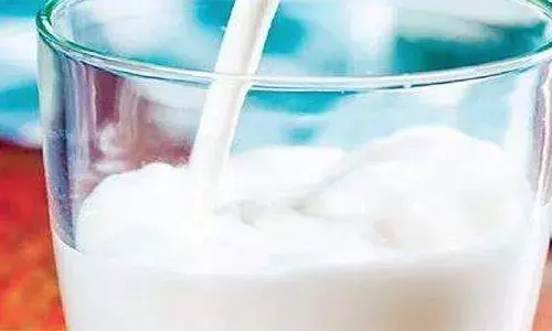 ഓണം കഴിഞ്ഞാൽ രാവിലെ ചായ കുടിക്കാൻ കുറച്ച് പാടുപെടും..; മിൽമ പാലിന്റെ വില വർധിപ്പിക്കാൻ നീക്കം; അഞ്ച് രൂപ വരെയെങ്കിലും കൂട്ടുമെന്ന് റിപ്പോർട്ടുകൾ