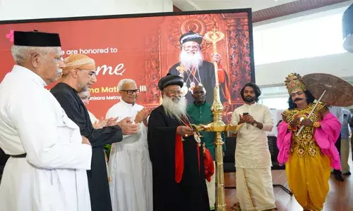 ആലുവ രാജഗിരി ആശുപത്രിയില്‍ വിദേശികളായ രോഗികള്‍ക്കും ബന്ധുക്കള്‍ക്കും കൂട്ടിരിപ്പുകാര്‍ക്കുമായി ഓണാഘോഷം; ഓണം സമാധാനത്തിന്റെയും സഹോദര്യത്തിന്റെയും ആഗോള ഉത്സവമാകണമെന്ന് കാതോലിക്കാ ബാവ