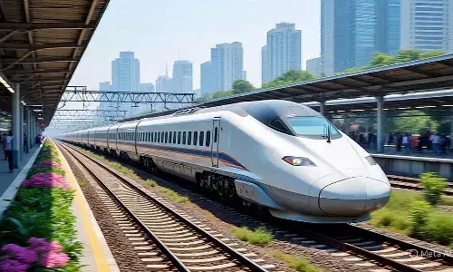 ദക്ഷിണേന്ത്യന്‍ നഗരങ്ങളെ ബന്ധിപ്പിക്കാന്‍ ബുള്ളറ്റ് ട്രെയിന്‍ വരുന്നു; ഹൈദരാബാദ്, ചെന്നൈ, അമരാവതി, ബെംഗളൂരു നഗരങ്ങള്‍ കേന്ദ്രീകരിച്ചു സര്‍വീസ്; പ്രഖ്യാപനവുമായി ചന്ദ്രബാബു നായിഡു