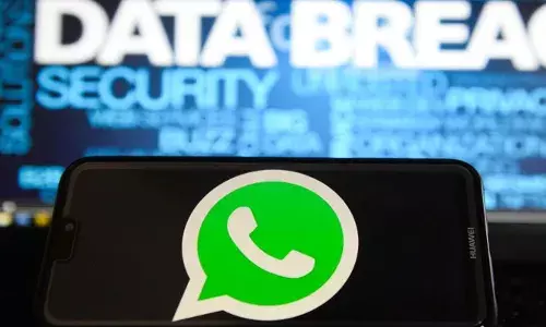 ഫോൺ തുറക്കുമ്പോൾ കാണുന്നത് വിചിത്രമായ മെസ്സേജുകൾ..; സംസ്ഥാന ദുരന്ത നിവാരണ അതോറിറ്റിയുടെ വാട്സാപ് ഗ്രൂപ്പ് ഹാക്ക് ചെയ്തു; സന്ദേശങ്ങൾ അയക്കാൻ പറ്റുന്നില്ല; വ്യാപക പരാതി