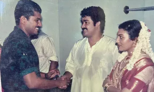 1921ന് ശേഷമുള്ള ഹെയർ സ്റ്റൈലും ശരീരപ്രകൃതവും; മുകേഷ് പങ്കുവെച്ച മോഹൻലാലിന്റെ വിവാഹ ചിത്രം വൈറൽ