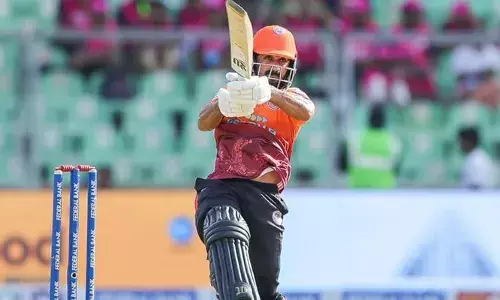 12 പന്തില്‍ 11 സിക്സറുമായി സല്‍മാന്‍ നിസാര്‍; ബാറ്റിങ്ങ് വെടിക്കെട്ടിന്റെ കരുത്തില്‍ ട്രിവാന്‍ഡ്രത്തെ വീഴ്ത്തി കാലിക്കറ്റ് ഗ്ലോബ്സ്റ്റാര്‍സ്; കാലിക്കറ്റിന്റെ വിജയം 13 റണ്‍സിന്; പോയന്റ് പട്ടികയിലും കുതിപ്പ്