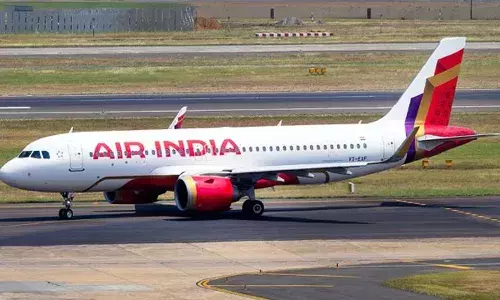 എൻജിനിൽ തീപിടിത്ത മുന്നറിയിപ്പ്; എയർ ഇന്ത്യ വിമാനം അടിയന്തരമായി തിരിച്ചിറക്കി