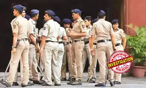 ഹിന്ദുക്കളായി നടിച്ച് സ്‌കൂള്‍ വിദ്യാര്‍ഥിനികളെ പ്രണയത്തില്‍ കുരുക്കാന്‍ ശ്രമം; ഒളിവില്‍പോയ ലവ് ജിഹാദ് കേസിലെ പ്രതികളെ വെടിവെച്ച് പിടികൂടി യുപി പോലീസ്;  നാടന്‍ തോക്കുകളടക്കം പിടികൂടി