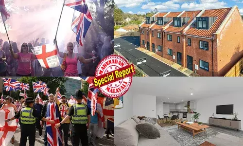 ആദ്യം അഭയാര്‍ഥികളെ ആഡംബര ഹോട്ടലുകളില്‍ സര്‍ക്കാര്‍ താമസിപ്പിച്ചു; ഇപ്പോള്‍ സൗജന്യ ത്രീ ബെഡ്‌റൂം അപ്പാര്‍ട്ട്‌മെന്റുകളില്‍ സുഖവാസം; വാടക കൊടുത്താല്‍ പോലും നാട്ടുകാര്‍ക്ക് വീടില്ല; രോഷം കൊണ്ട് തിളയ്ക്കുന്ന ബ്രീട്ടീഷുകാര്‍ അനധികൃത കുടിയേറ്റക്കാര്‍ക്കെതിരെ ശക്തമായ പ്രതിഷേധത്തില്‍