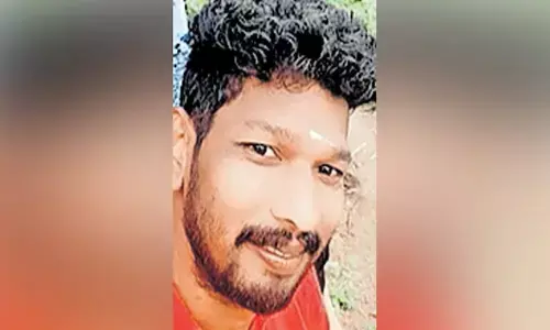 കൃത്യസമയത്ത് സിപിആര്‍ നല്‍കി; യുവാവിന്റെ നിലച്ച ഹൃദയം വീണ്ടെടുത്ത് ജില്ലാ ആശുപത്രിയിലെ ഡോക്ടര്‍മാരും സഹായികളും