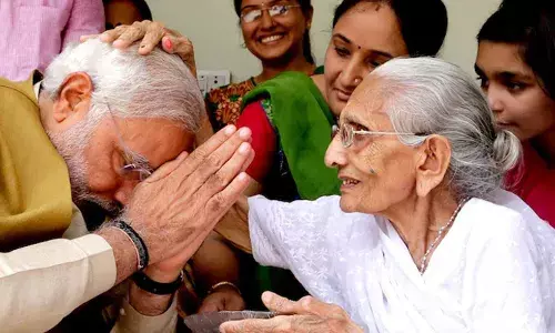 എന്റെ മരിച്ചുപോയ അമ്മയെ അവര്‍ അധിക്ഷേപിച്ചു; ഇത് രാജ്യത്തെ അമ്മമാരെയും സഹോദരിമാരെയും പെണ്‍മക്കളെയും അപമാനിക്കുന്നതാണ്; രാഷ്ട്രീയവുമായി യാതൊരു ബന്ധവുമില്ലാത്ത, എന്റെ അമ്മയെയാണ് ആര്‍ജെഡി, കോണ്‍ഗ്രസ് വേദിയില്‍ അധിക്ഷേപിച്ചത്; ആരോപണവുമായി പ്രധാനമന്ത്രി