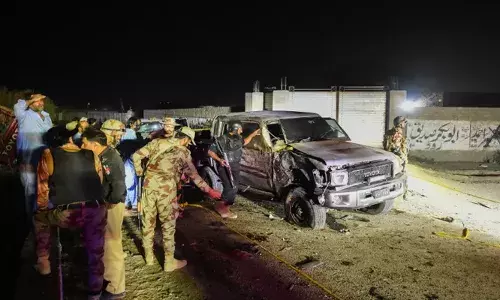 പാകിസ്താനില്‍ മൂന്നിടത്ത് ചാവേര്‍ ആക്രമണം; 25 പേര്‍ കൊല്ലപ്പെട്ടതായി റിപ്പോര്‍ട്ട്: നിരവധി പേര്‍ക്ക് പരിക്ക്: മരണ സംഖ്യ ഇനിയും ഉയര്‍ന്നേക്കും