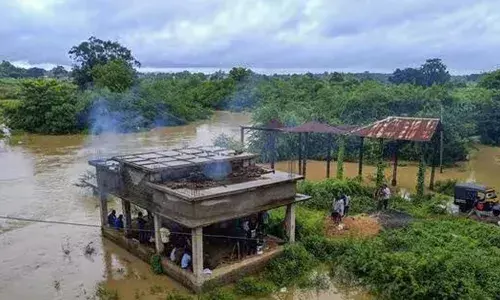 ഛത്തീസ്ഗഡിൽ അണക്കെട്ട് തകർന്നുണ്ടായ മിന്നൽ പ്രളയത്തിൽ നാല് മരണം; കാണാതായവർക്കായി തിരച്ചിൽ