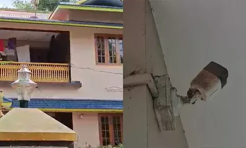 പൂട്ടിയിട്ട വീട് കുത്തിത്തുറന്ന് മോഷണം: മൂന്നര പവൻ സ്വർണവും പണവും കവർന്നു; വീട്ടിലെ നിരീക്ഷണ ക്യാമറകൾ തകർക്കപ്പെട്ട നിലയിൽ; അന്വേഷണം ആരംഭിച്ച് പോലിസ്