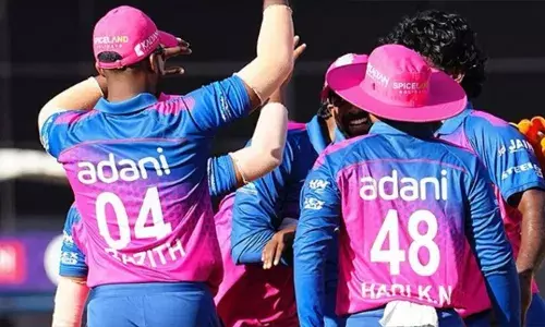 കൂറ്റൻ വിജയലക്ഷ്യം പിന്തുടർന്ന ആലപ്പി റിപ്പിള്‍സിന് അടിതെറ്റി; കേരള ക്രിക്കറ്റ് ലീഗില്‍ 110 റൺസിന്റെ കൂറ്റൻ വിജയവുമായി ട്രിവാന്‍ഡ്രം റോയല്‍സ്; ബാറ്റിംഗിൽ തിളങ്ങി കൃഷ്ണ പ്രസാദും വിഷ്ണു രാജും;  അഭിജിത്ത് പ്രവീണ് നാല് വിക്കറ്റ്