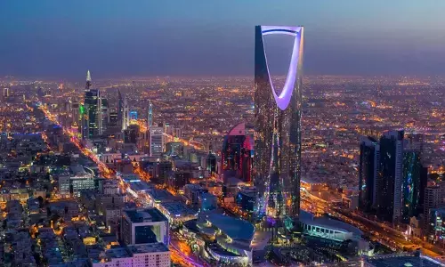 സൗദിയിൽ ഇനി ഭക്ഷ്യ നിയമം ലംഘിച്ചാൽ പണി ഉറപ്പ്; അരലക്ഷം റിയാൽ വരെ പിഴ ചുമത്താൻ തീരുമാനം; നിയമലംഘനങ്ങളുടെ പുതുക്കിയ പട്ടിക പുറത്തിറക്കി അധികൃതർ