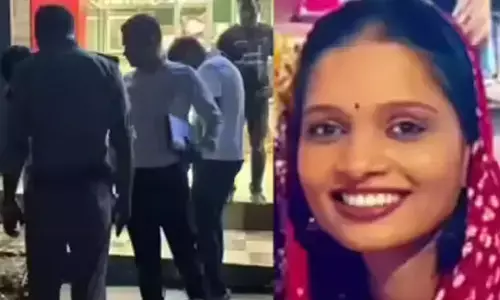 ഒന്നര വര്‍ഷമായി വേര്‍പിരിഞ്ഞ് താമസം; യു.പിയിലെ തിരക്കേറിയ മാര്‍ക്കറ്റില്‍വച്ച് തര്‍ക്കം; യുവതിയെ ഭര്‍ത്താവ് വെടിവെച്ചു കൊന്നു