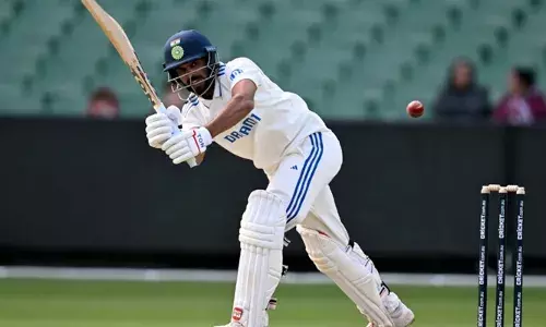 സെലക്ടർമാർക്ക് ബാറ്റുകൊണ്ട് മറുപടി; ദുലീപ് ട്രോഫി സെമിഫൈനലിൽ സെഞ്ചുറിയുമായി ഋതുരാജ് ഗെയ്ക്‌വാദ്; ശ്രേയസ് അയ്യരും യശസ്വി ജയ്‌സ്വാളും നിരാശപ്പെടുത്തി; വെസ്റ്റ് സോൺ ശക്തമായ നിലയിൽ