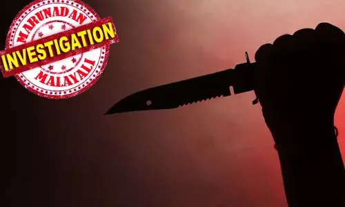 നെഞ്ചില്‍ കുത്തിയ കത്തിയുമായി പോലീസ് സ്റ്റേഷനില്‍; 15 കാരനെ മര്‍ദ്ദിച്ചത് സ്‌കൂളിന് പുറത്ത് വച്ച് മൂന്ന് പേര്‍ ചേര്‍ന്ന്; കുട്ടിയെ കുത്തിയത് മര്‍ദ്ദിച്ചതിനുള്ള പക; മൂന്ന് പേരെ പോലീസ് അറസ്റ്റ് ചെയ്തു