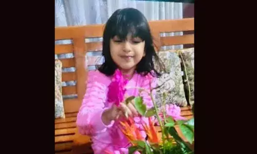 മൈസൂരില്‍ വാഹനാപകടത്തില്‍ കണ്ണൂര്‍ സ്വദേശിനിയായ നാല് വയസുകാരി മരിച്ചു; അപകടം കുടുംബം ബെംഗളുരുവില്‍ പോയി മടങ്ങവേ