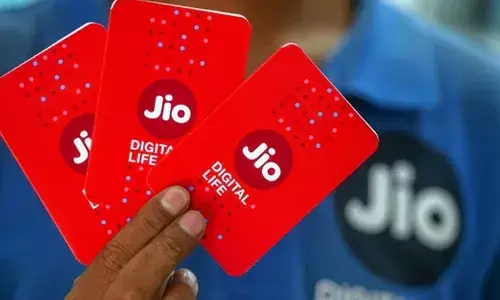 ഒമ്പതാം വാർഷികത്തിൽ ഉപയോക്താക്കൾക്ക് വമ്പൻ ഓഫറുകൾ; സൗജന്യ ഡാറ്റ, ഒടിടി സബ്‌സ്‌ക്രിപ്‌ഷനുകൾ, ഗോൾഡ് റിവാർഡുകൾ; സെലിബ്രേഷൻ പ്ലാൻ അവതരിപ്പിച്ച് റിലയൻസ് ജിയോ