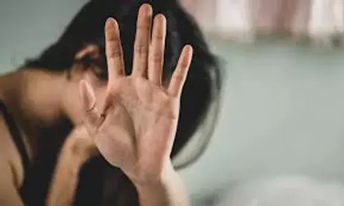 യാത്ര ചെയ്യുന്നതിനിടെ വഴി തെറ്റി; വീട്ടിലെത്തിക്കാമെന്ന് പറഞ്ഞ് പെണ്‍കുട്ടിയെ കൂട്ടിക്കൊണ്ടുപോയി പീഡിപ്പിച്ചു; കേസിൽ യുവാവ് അറസ്റ്റിൽ