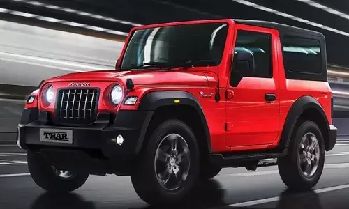 വീണ്ടും വമ്പൻ വരവറിയിച്ച് മഹീന്ദ്ര; ഥാറിന്റെ XUV700 ഫെയ്‌സ്‌ലിഫ്റ്റുകൾ ഉടൻ പുറത്തിറങ്ങും; ആകാംക്ഷയിൽ വാഹനപ്രേമികൾ