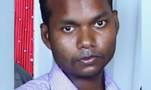 മൃതദേഹം ആദ്യം കണ്ടത് കൂട്ടുകാർ; ആലത്തൂരില്‍ യുവാവിനെ കുളത്തിൽ മരിച്ച നിലയിൽ കണ്ടെത്തി; സ്ഥലത്ത് പോലീസെത്തി; വൻ ദുരൂഹത