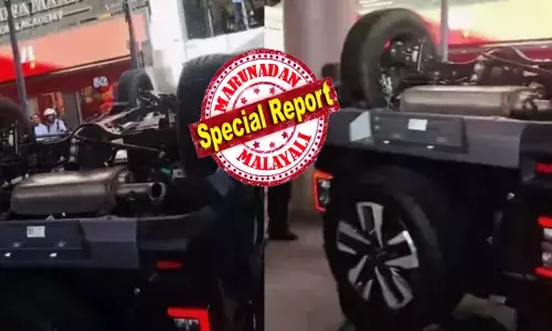 ഈശ്വര ഒരു ആപത്തും വരുത്തല്ലേ..; ഏറെ ആഗ്രഹത്തോടെ ലക്ഷങ്ങൾ മുടക്കി ഥാർ സ്വന്തമാക്കി; ഷോറൂമിൽ നിന്ന് ഐശ്വര്യമായി നാരങ്ങയിൽ കയറ്റിയിറക്കുന്നതിനിടെ വണ്ടിയുടെ നില തെറ്റി; യുവതിക്ക് പരിക്ക്; ദൃശ്യങ്ങൾ പുറത്ത്; ഞെട്ടൽ മാറാതെ വീട്ടുകാർ!