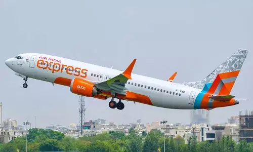 നേപ്പാൾ യാത്രയ്ക്ക് സൗജന്യ റീഷെഡ്യൂളിങ്; ടിക്കറ്റ് റദ്ദാക്കുന്നവർക്ക് മുഴുവൻ പണവും റീഫണ്ട് നൽകും; സേവനം വെബ്‌സൈറ്റ്, വാട്സാപ്പ്, മൊബൈൽ ആപ് എന്നിവയിലൂടെ ലഭ്യമാകുമെന്ന് എയർ ഇന്ത്യ എക്സ്പ്രസ്
