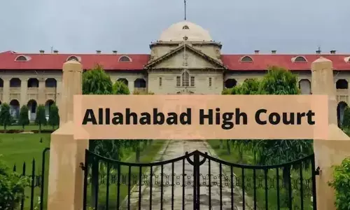 ദേശീയ പതാക നിലത്തുവച്ച് അതില്‍ നായയെ ഇരുത്തി അപമാനിച്ചു; പാക്കിസ്ഥാന്‍ അനുകൂല പോസ്റ്റും;  കേസിലെ പ്രതിക്ക് ജാമ്യം നിഷേധിച്ച് അലഹബാദ്  ഹൈക്കോടതി