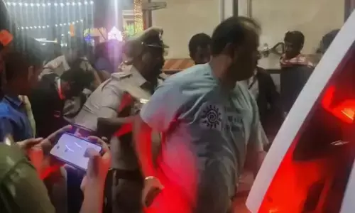 ഗണേശ നിമജ്ജന ഘോഷയാത്രയ്ക്കിടെ വൻ അപകടം; ചീറിപാഞ്ഞെത്തിയ ട്രക്ക് ആളുകൾക്കിടയിൽ ഇടിച്ചുകയറി; ആറ് പേര്‍ക്ക് ദാരുണാന്ത്യം; നിരവധി പേര്‍ക്ക് പരിക്ക്; നടുങ്ങി കർണാടക