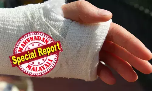 സൈക്കിളില്‍ നിന്ന് വീണ് കൈയ്ക്ക് പരിക്കേറ്റു;പത്തനംതിട്ട ജനറല്‍ ആശുപത്രിയില്‍ എത്തിച്ച ഏഴു വയസുകാരന് വാട്‌സാപ്പ് ചികിത്സ നല്‍കി അസ്ഥിരോഗ വിദഗ്ദന്‍:  പ്ലാസ്റ്ററിട്ട കൈ പഴുത്തൊഴുകി