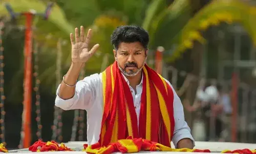 പുറത്തിറങ്ങില്ലെന്ന നുണക്കഥകള്‍ പ്രചരിപ്പിച്ചവര്‍ ഇപ്പോള്‍ വിലപിക്കുന്നു; എം കെ സ്റ്റാലിന്റെ വിമര്‍ശനത്തിന് മറുപടിയുമായി വിജയ്