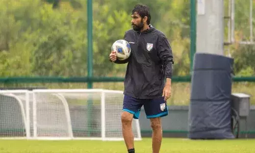 ഏഷ്യൻ കപ്പ് യോഗ്യതാ മത്സരത്തിനുള്ള ഇന്ത്യൻ ഫുട്ബോൾ ടീമിനെ പ്രഖ്യാപിച്ചു; 30 അംഗ ടീമിൽ ഇടം നേടിയത് ഏഴ് മലയാളികൾ; സുനിൽ ഛെത്രിയെ ഉൾപ്പെടുത്തി; സഹൽ അബ്ദുൽസമദും സന്ദേശ് ജിങ്കനും ടീമിലില്ല