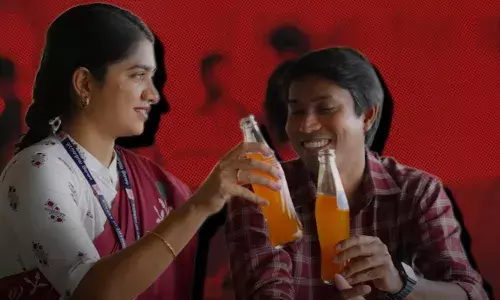 മന്ദാകിനിക്ക് ശേഷം അൽത്താഫ് സലീമും അനാർക്കലി മരിക്കാറും വീണ്ടും ഒന്നിക്കുന്ന ചിത്രം; ഇന്നസെന്റ്ലെ അമ്പമ്പോ... ഗാനം പുറത്ത്