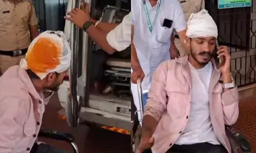 ട്രെയിനിൽ യാത്ര ചെയ്യുന്നതിനിടെ അപകടം; ഗേറ്റിന് സമീപത്ത് വെച്ച് പുറത്തേക്ക് തെറിച്ചുവീണു; യുവാവിന്റെ തലയ്ക്ക് ഗുരുതര പരിക്ക്; രക്ഷപ്പെട്ടത് തലനാരിഴയ്ക്ക്