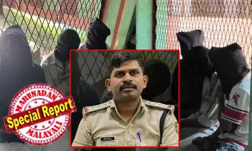 കെ.എസ്.യു പ്രവര്‍ത്തകരെ മുഖംമൂടി ധരിപ്പിച്ച സംഭവം: വടക്കാഞ്ചേരി സിഐ ഷാജഹാനെ സ്ഥലം മാറ്റി; സ്ഥലം മാറ്റി ഓമനിക്കുകയല്ല, പിരിച്ചുവിടണം;  കൊടി സുനിക്ക് രണ്ടെണ്ണം വീശാനും ടച്ചിങ്സും കൊടുത്ത സര്‍ക്കാര്‍ സംവിധാനങ്ങളാണ് കെഎസ്യു പ്രവര്‍ത്തകരെ മുഖംമൂടി ധരിപ്പിച്ചതെന്ന് ഷാഫി പറമ്പില്‍