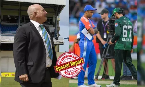 അവതാരകന്‍ ഇന്ത്യക്കാരന്‍; ടോസിനിടെ സൂര്യകുമാര്‍ യാദവിന് കൈ കൊടുക്കരുതെന്ന് മാച്ച് റഫറി ആവശ്യപ്പെട്ടു; ഈ പെരുമാറ്റം സ്‌പോര്‍ട്‌സ്മാന്‍ സ്പിരിറ്റിന് വിരുദ്ധം; റഫറി ആന്‍ഡി പൈക്രോഫ്റ്റിനെതിരെ പാക്കിസ്ഥാന്‍ ക്രിക്കറ്റ് ബോര്‍ഡ്; ഐസിസി ടൂര്‍ണമെന്റിലാണെങ്കില്‍ ജയ് ഷാ എന്തുചെയ്യുമെന്ന് ചോദിച്ചു മുന്‍ പാക് താരവും