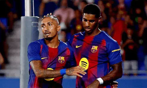 സ്പാനിഷ് ലാ ലിഗയിൽ വലൻസിയയെ ഗോൾ മഴയിൽ മുക്കി ബാഴ്‌സലോണ; ഇരട്ട ഗോളുകളുമായി ഫെമിൻ ലോപസ്, റഫീഞ്ഞ, റോബർട്ട് ലെവൻഡോസ്‌കി; ലീഗിൽ രണ്ടാമത്