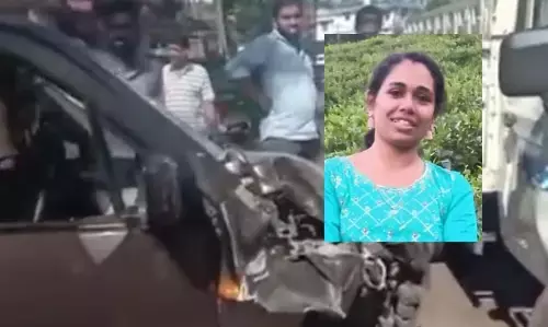 കുടുംബത്തോടൊപ്പം തീര്‍ത്ഥാടനത്തിന് കണ്ണൂരിലെത്തിയ അധ്യാപിക വാഹനാപകടത്തില്‍ മരിച്ചു; ദാരുണാന്ത്യം കല്‍പറ്റ എന്‍.എസ്.എസ് ഹയര്‍ സെക്കന്‍ഡറി സ്‌കൂളിലെ അധ്യാപിക ശ്രീനിതയ്ക്ക്