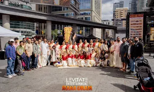 ആനയും അമ്പാരിയും അടക്കം പാരമ്പര്യങ്ങള് കോര്ത്തിണക്കിയ ഷോഷയാത്ര; മഹാ ഓണം ഘോഷയാത്രയില് - ടീം കനേഡിയന് ലയണ്സ് പ്രൊസഷന് വിജയികള് ആനയും അമ്പാരിയും അടക്കം പാരമ്പര്യങ്ങള് കോര്ത്തിണക്കിയ ഷോഷയാത്ര; മഹാ ഓണം ഘോഷയാത്രയില് - ടീം കനേഡിയന് ലയണ്സ് പ്രൊസഷന് വിജയികള്