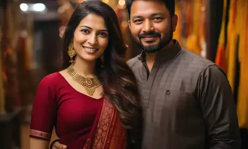 കല്യാണം കഴിഞ്ഞിട്ടും കാമുകനെ മറക്കാൻ പറ്റുന്നില്ല; ഒളിച്ചിരുന്ന് ഫോൺ വിളി; ഉപദേശം നൽകിയിട്ടും രക്ഷയില്ല; ഒടുവിൽ ഗതികെട്ട ഭർത്താവ് ചെയ്തത്; നന്നായി വാ..എന്ന് യുവാവ്